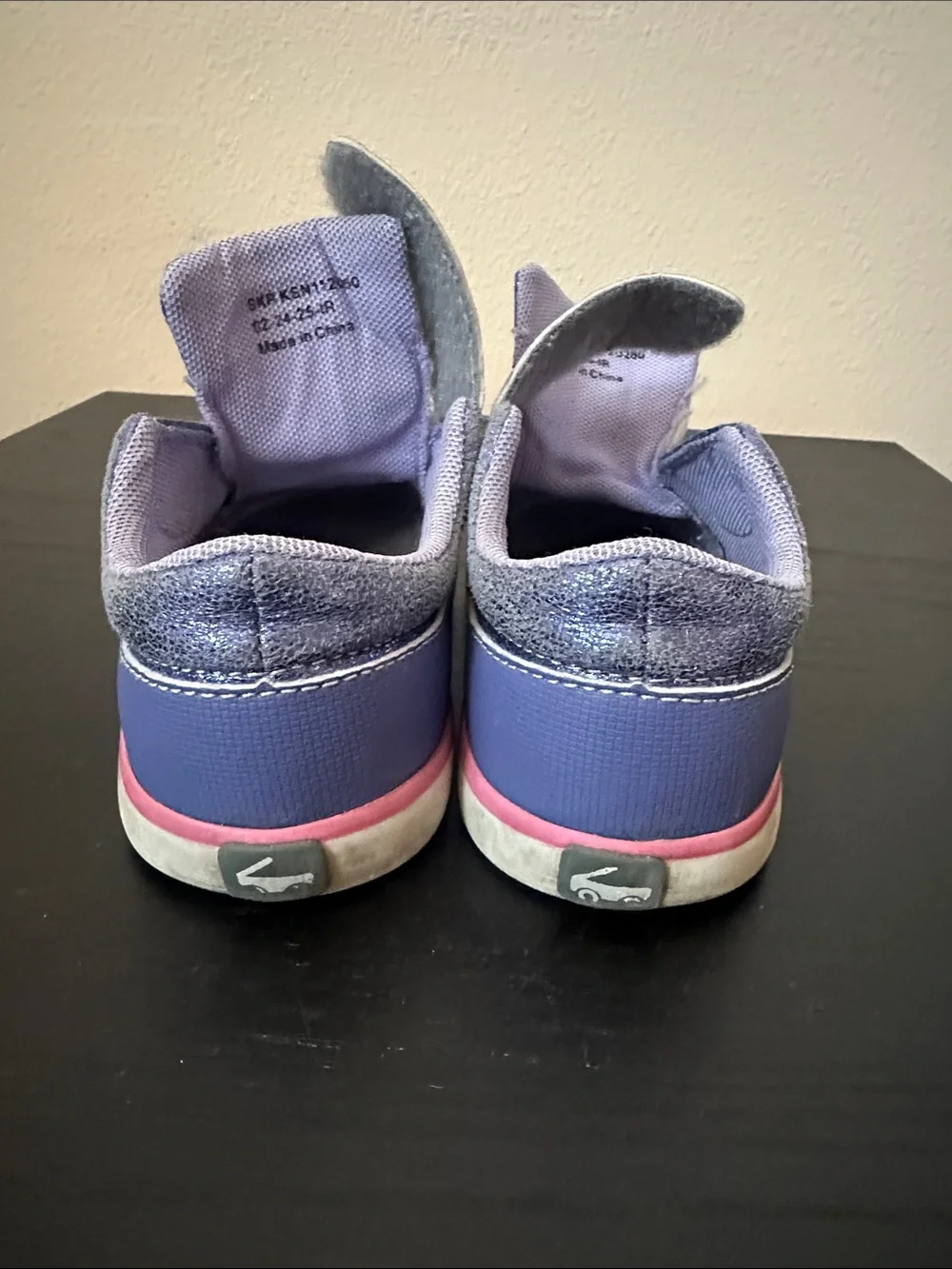 See Kai Run size 8 Toni Purple Metallic shoes